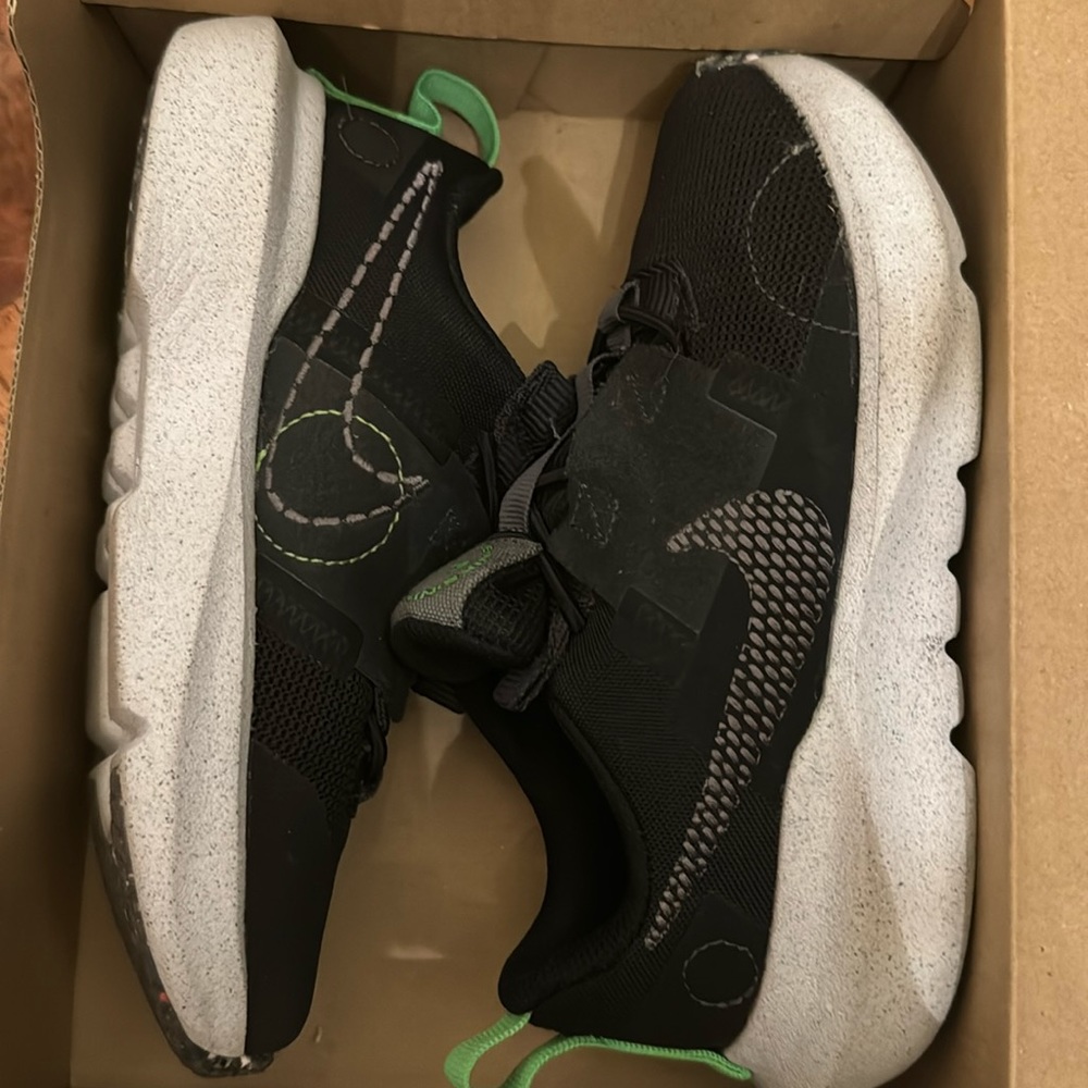 Little Kids Nike Crater Impact Size 12 - Used